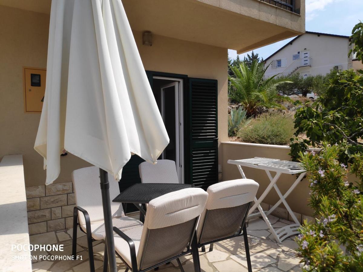 Apartments Dupin Primošten Exterior foto